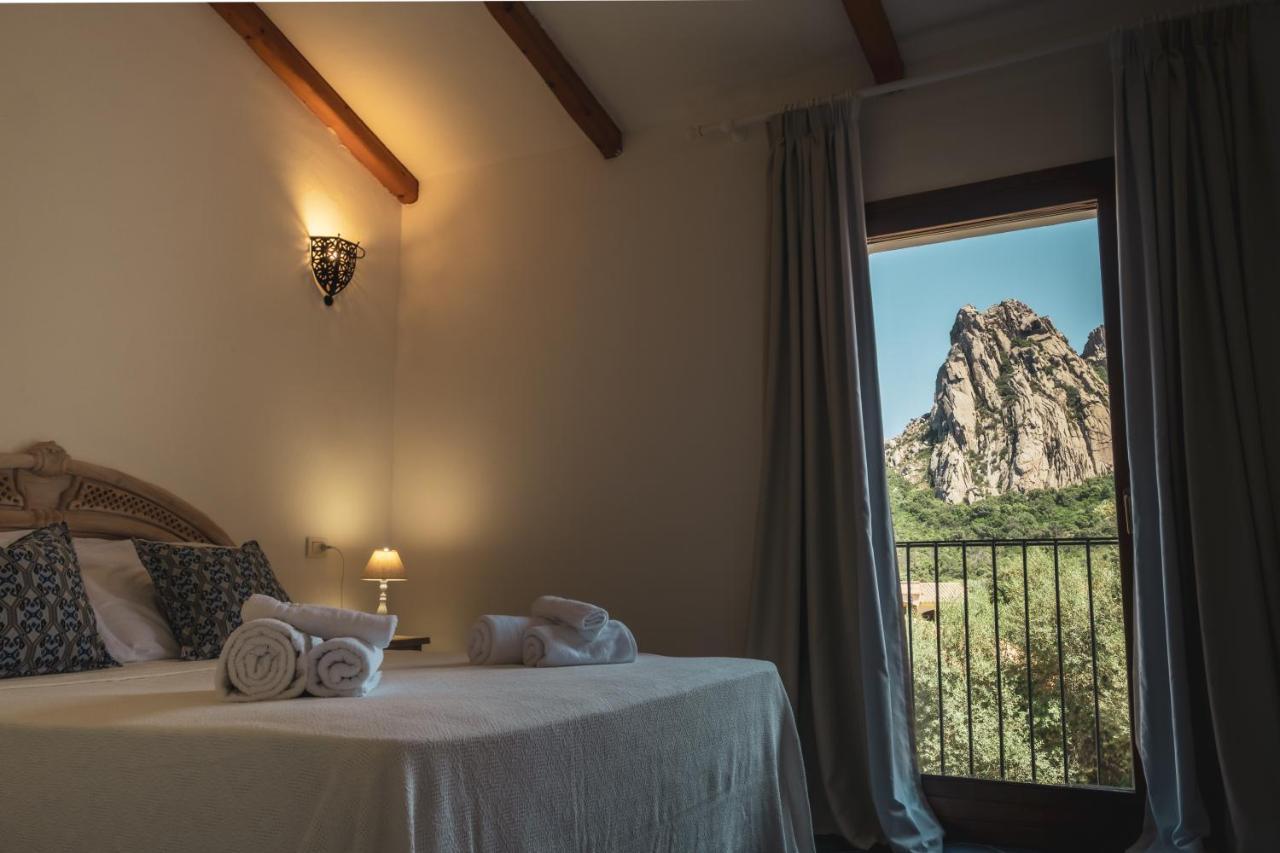 La Suera San Pantaleo Hotel Luaran gambar