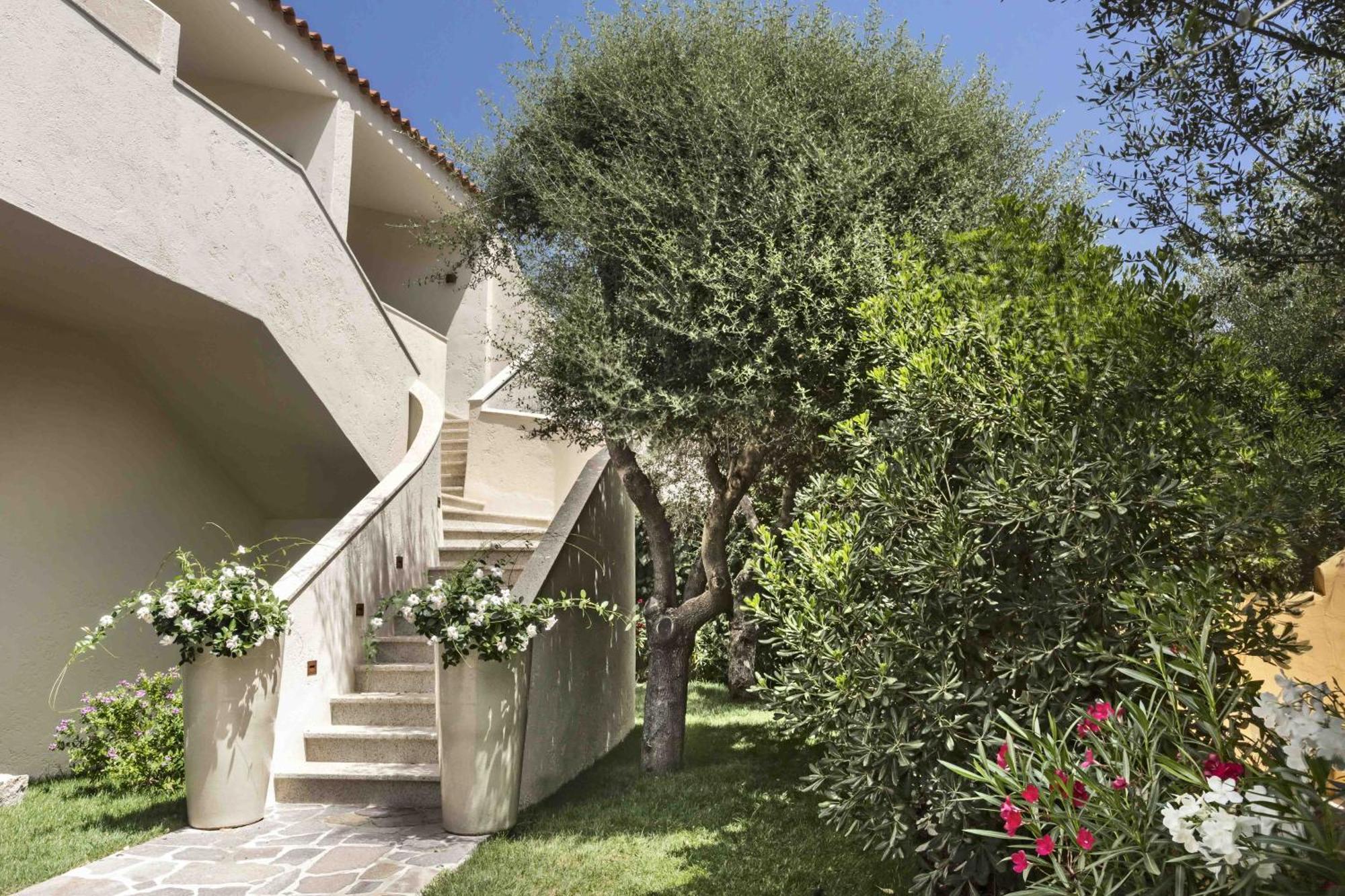 La Suera San Pantaleo Hotel Luaran gambar